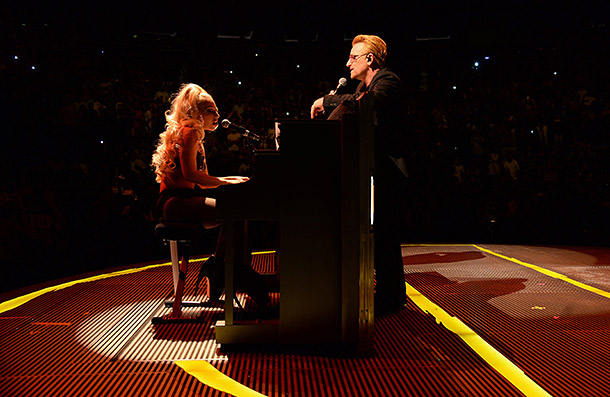 Леди Гага произвела фурор на концерте группы U2